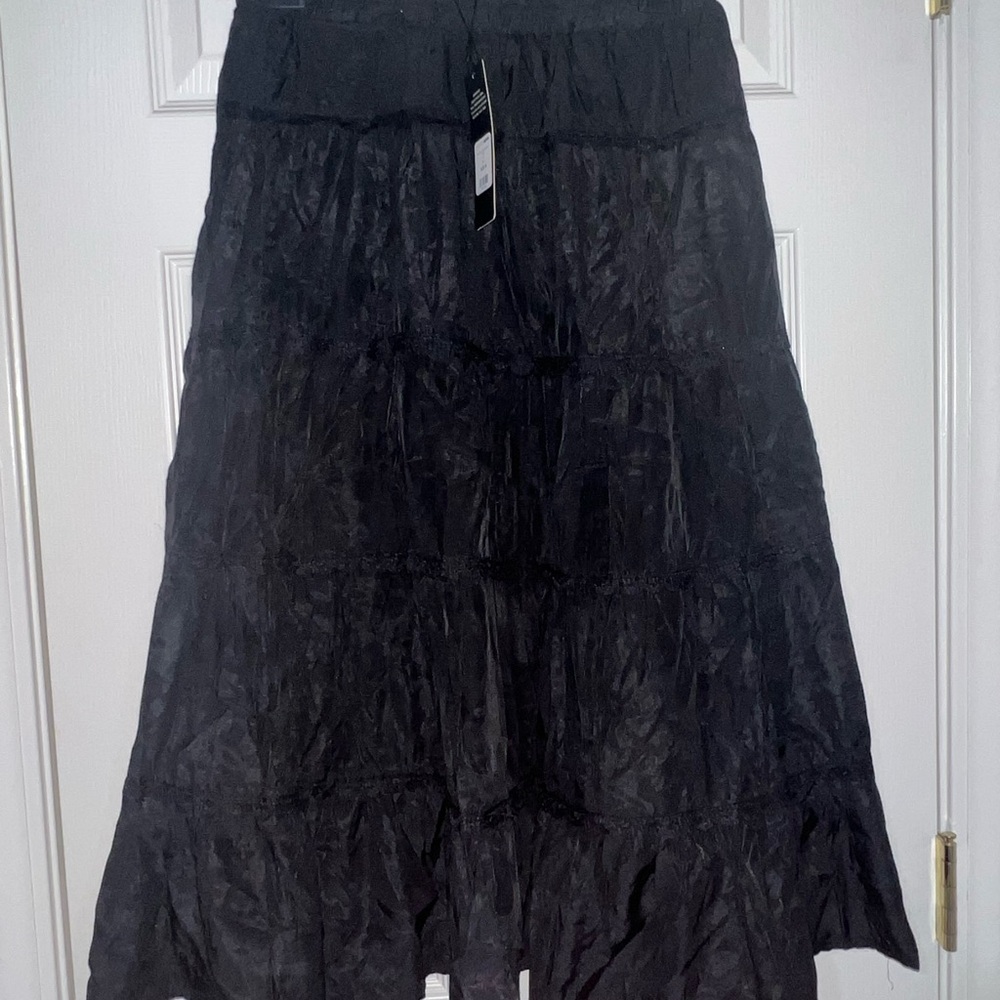 Fashion Nova Rosalia Tiered Black Midi Skirt